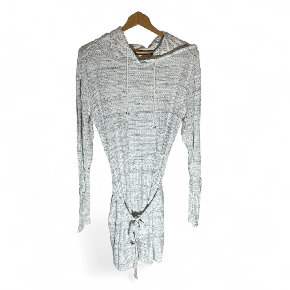 V1- Women’s Small VENUS Light Gray Hooded  Knit Top